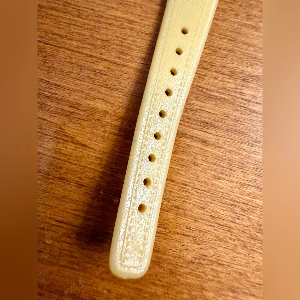 Vintage 1980's Holly Hobbie Watch with Creamy Yellow Strap